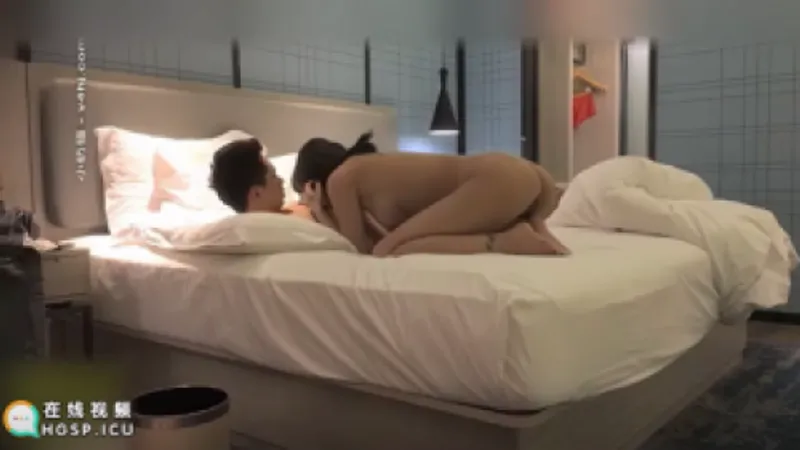 Sung sướng với em ghệ thích làm tình